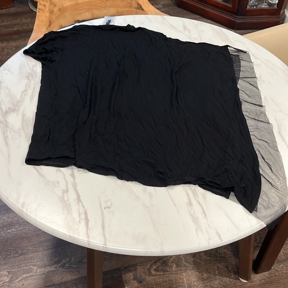 BCBG MaxAzaria Black Flowing Blouse - Picture 4 of 4